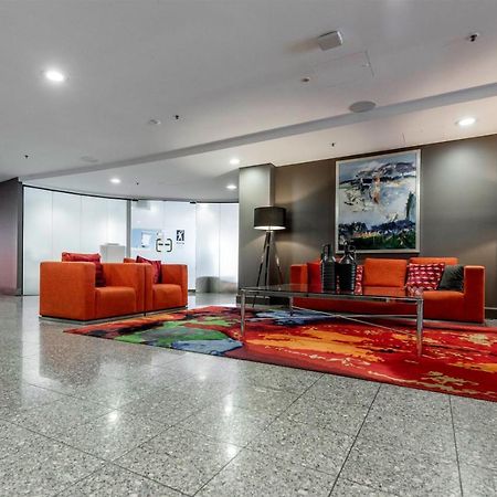 2 Beds 2 Baths Apt In Braddon Cbd - Pool, 1 Free Parking, Gym Apartment แคนเบอร์รา ภายนอก รูปภาพ