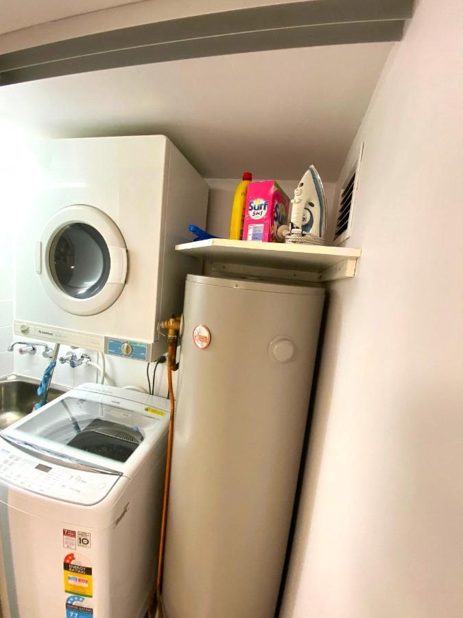 2 Beds 2 Baths Apt In Braddon Cbd - Pool, 1 Free Parking, Gym Apartment แคนเบอร์รา ภายนอก รูปภาพ